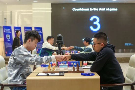 男的操女的软件